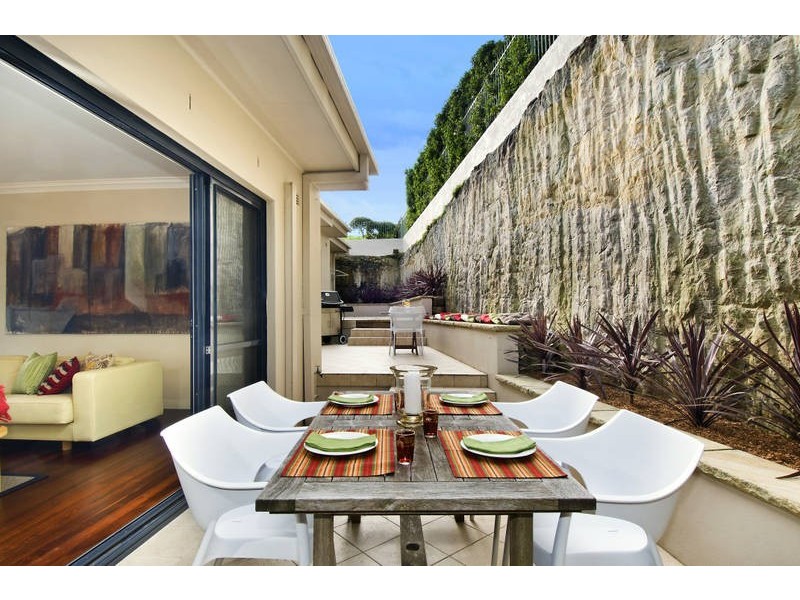 10 Kanangra Crescent, Clontarf NSW 2093