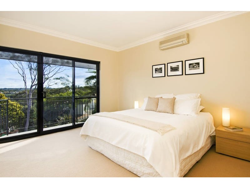 10 Kanangra Crescent, Clontarf NSW 2093