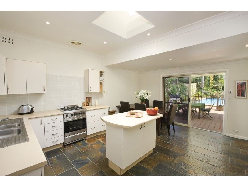 18 Alto Avenue, Seaforth NSW 2092