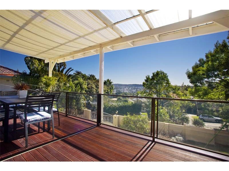 19 Hilltop Crescent, Fairlight NSW 2094