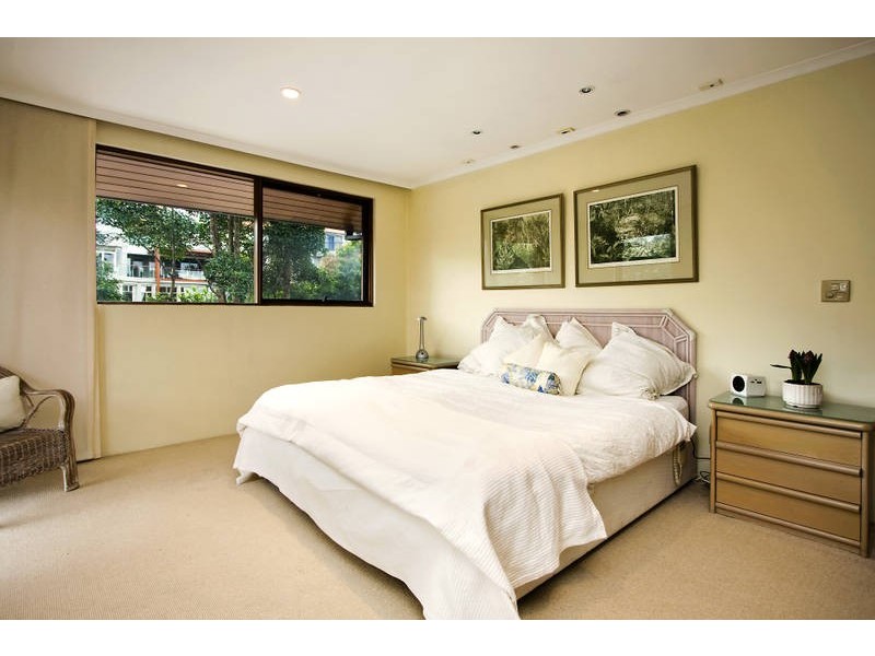 11 Aden Street, Seaforth NSW 2092