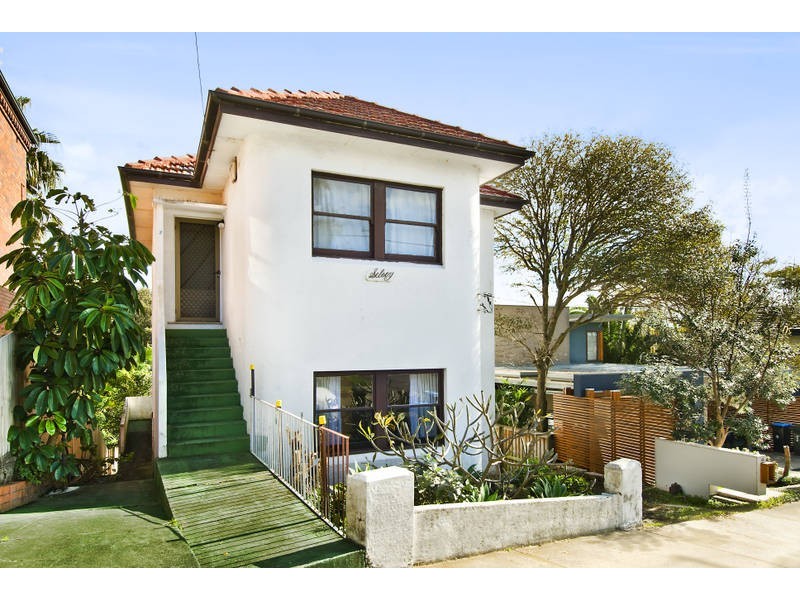 83 Birkley Road., Manly NSW 2095