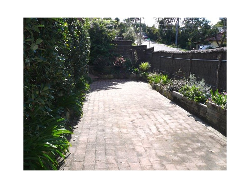 1A Larmer Place, Narraweena NSW 2099
