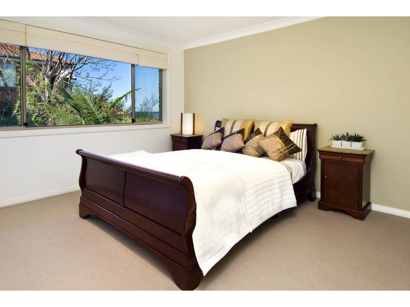 15A  Fay Street, North Curl Curl NSW 2099