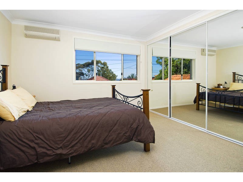 54d Peacock Street, Seaforth NSW 2092