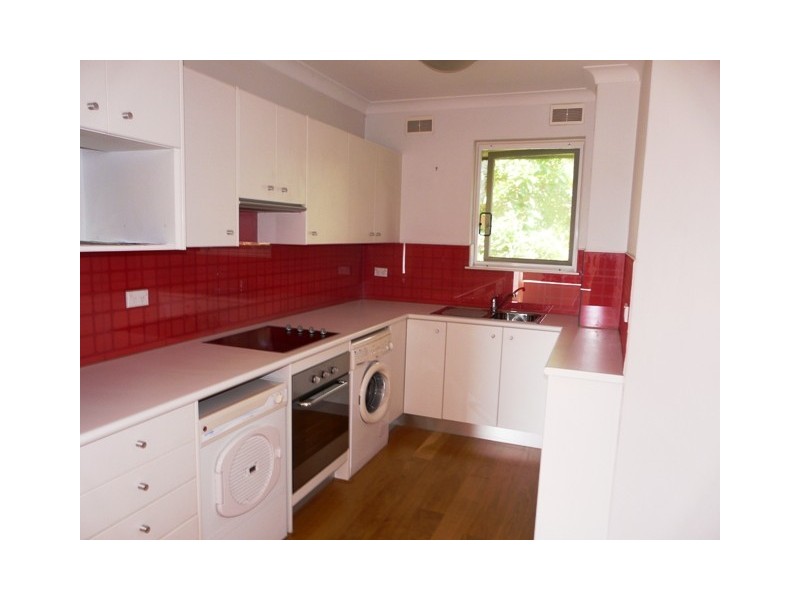 12/6 Campbell Pde, Manly Vale NSW 2093