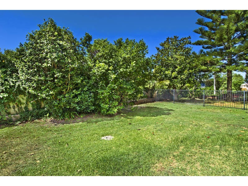 42 Peacock Street, Seaforth NSW 2092