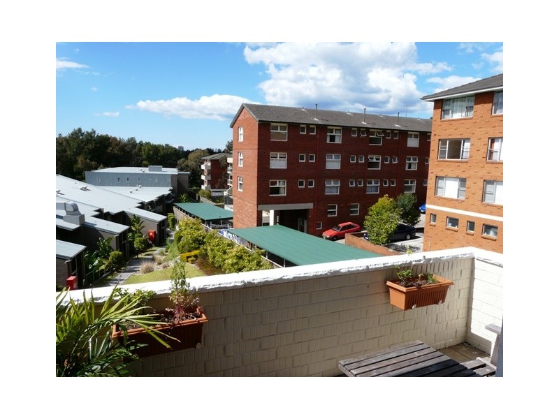21/16 Campbell Parade, Manly Vale NSW 2093