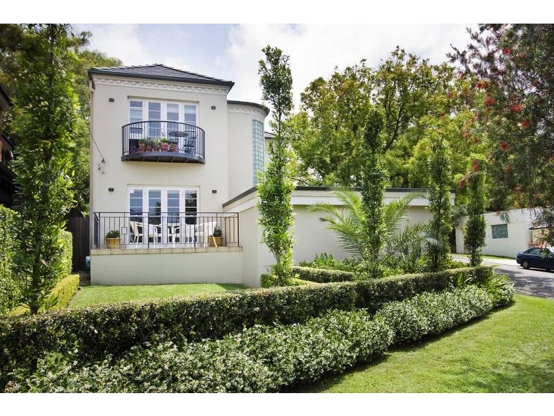 19 Scales Pde, Balgowlah Heights NSW 2093