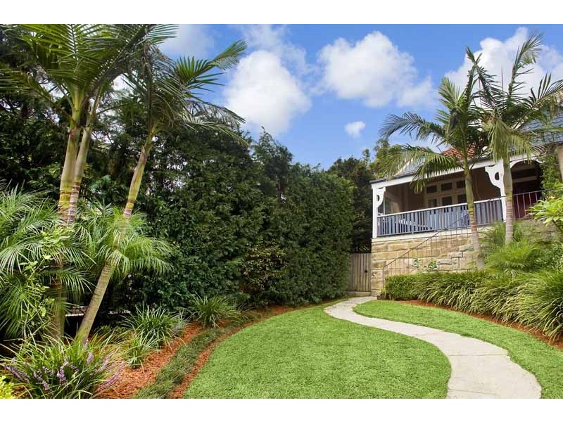 11 Augusta Road, Manly NSW 2095