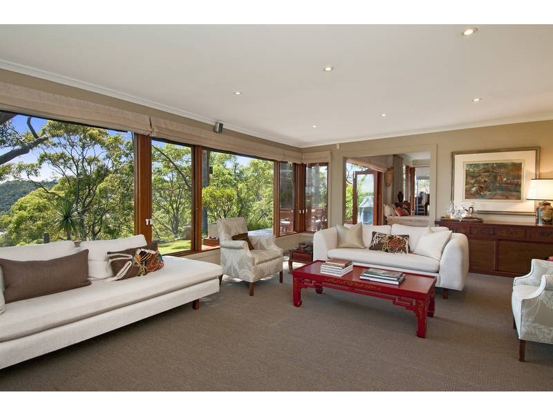 6 Boronia Lane, Seaforth NSW 2092