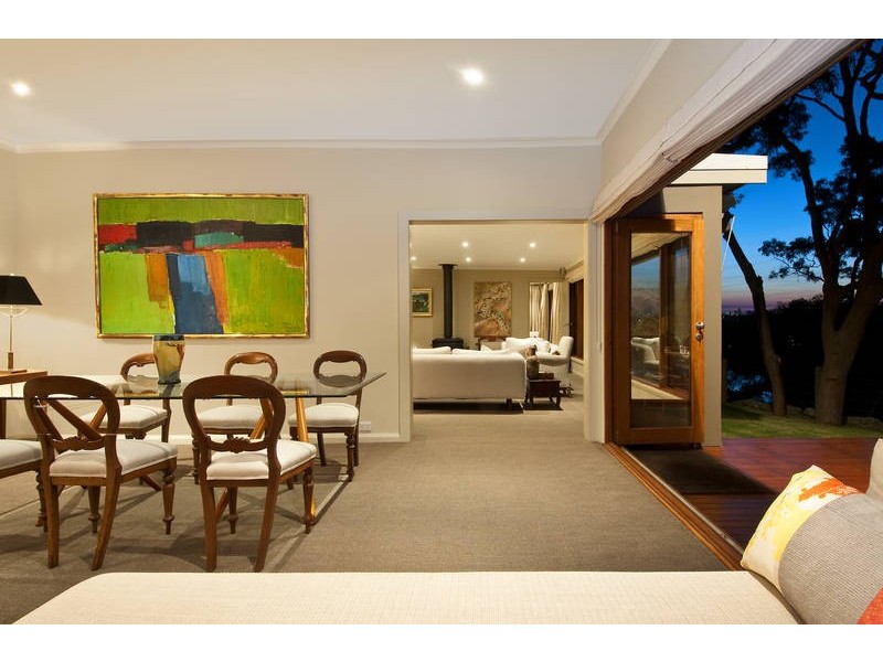 6 Boronia Lane, Seaforth NSW 2092