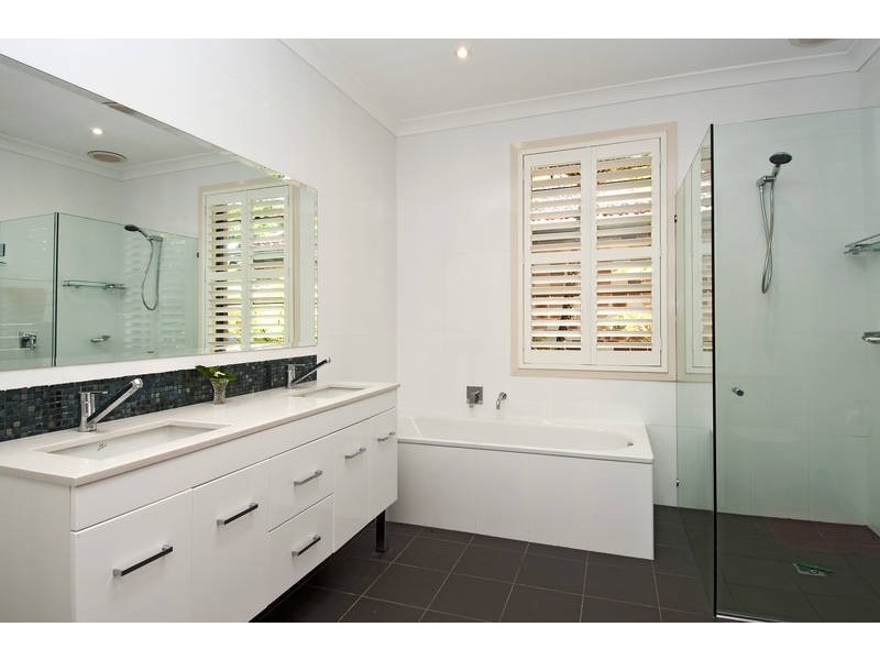 62 Baringa Avenue, Seaforth NSW 2092