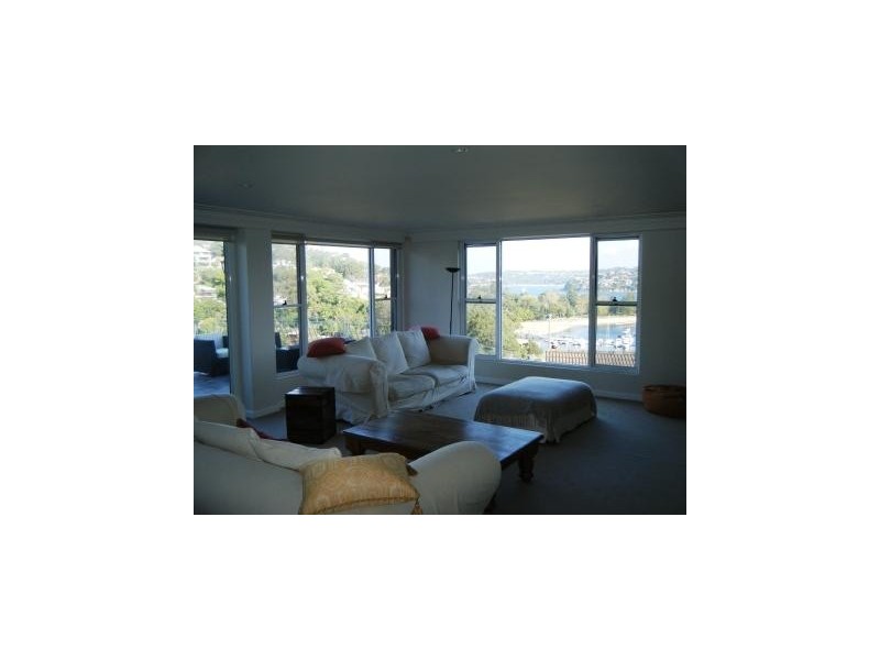 67 Peronne Ave, Clontarf NSW 2093