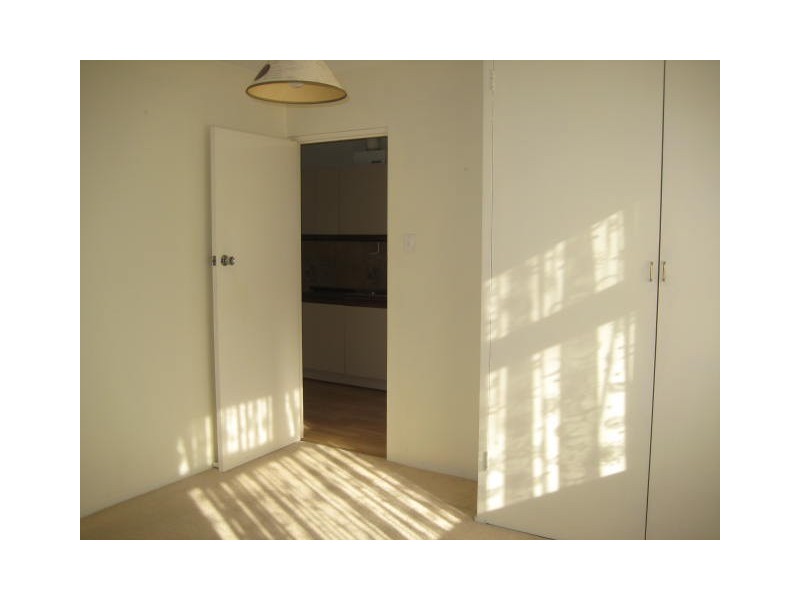 4/8 Campbell Parade, Manly Vale NSW 2093