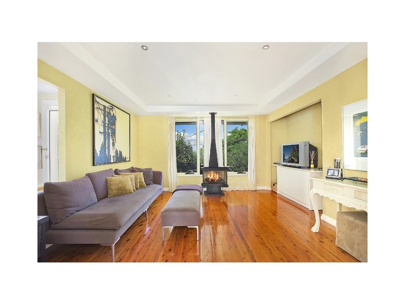 2 Harvey Street, Seaforth NSW 2092