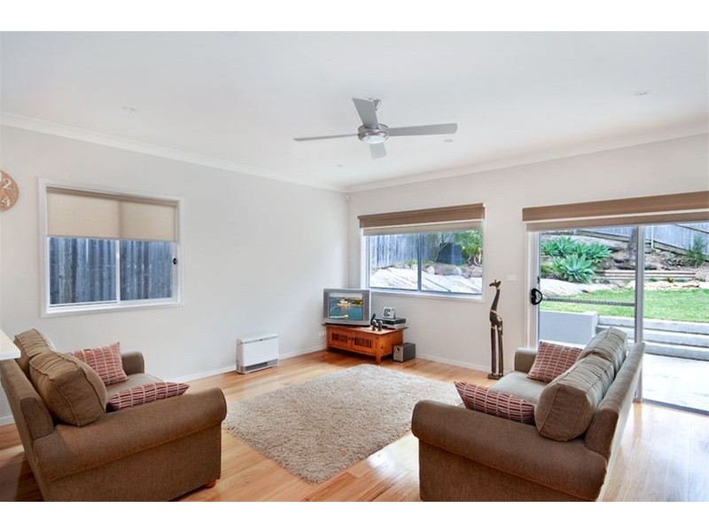 6 Pineview Avenue, Manly Vale NSW 2093