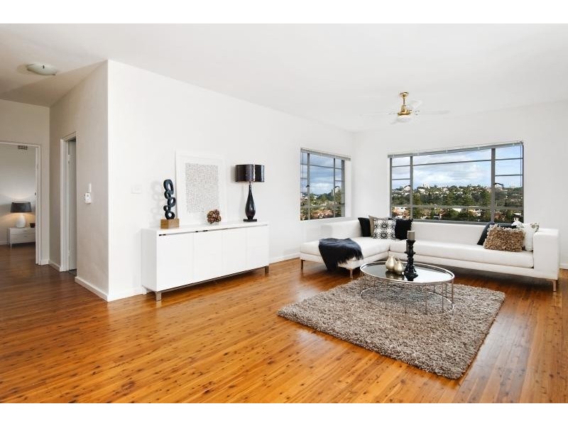 136 Queenscliff Road, Queenscliff NSW 2096