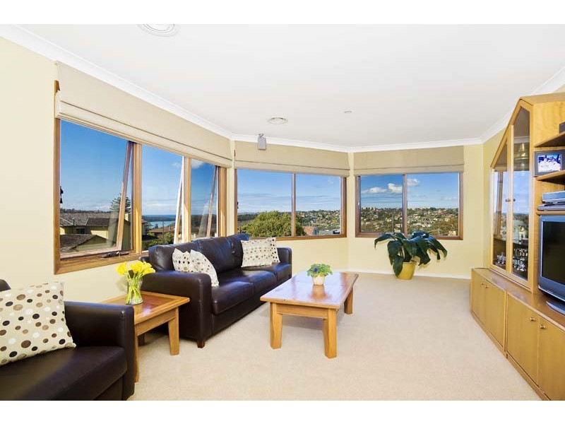 5 Princes Promenade, Seaforth NSW 2092