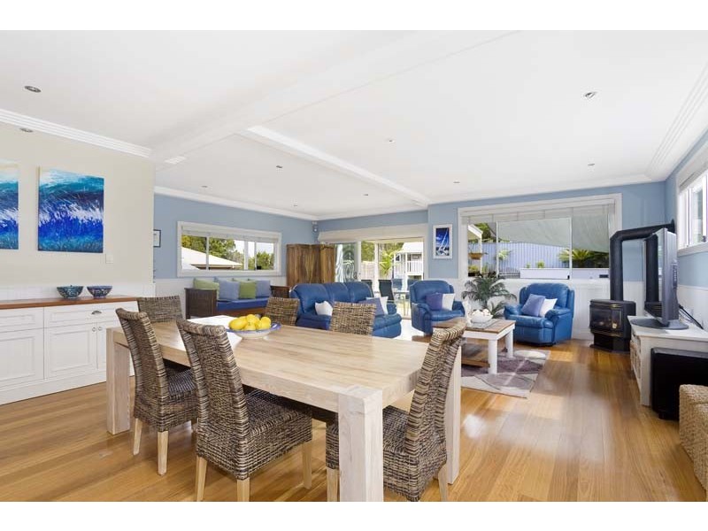 6 Calder Street, North Curl Curl NSW 2099