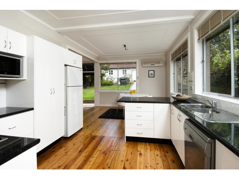 32 MacMillan Street, Seaforth NSW 2092