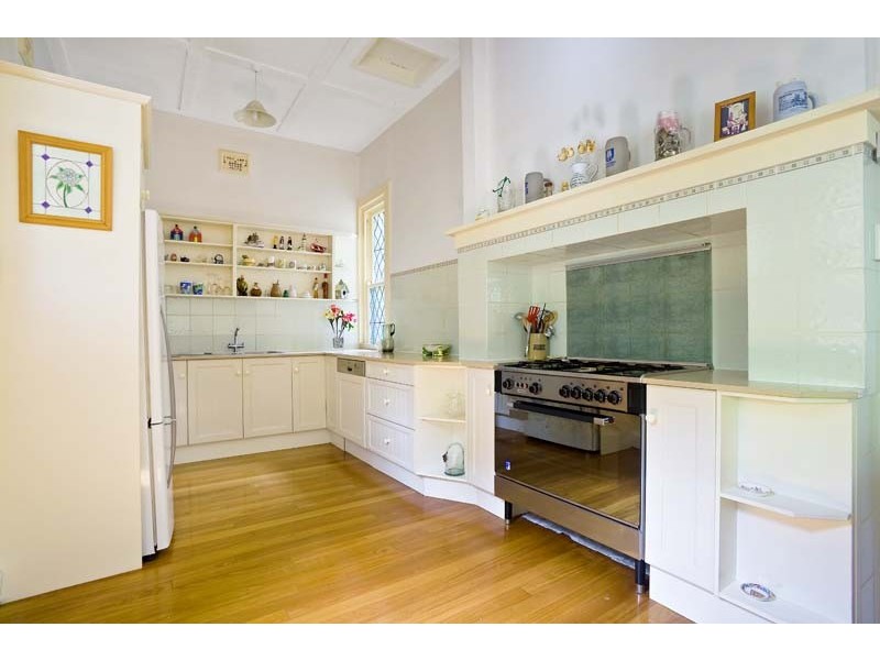 6 Clifford Avenue, Fairlight NSW 2094