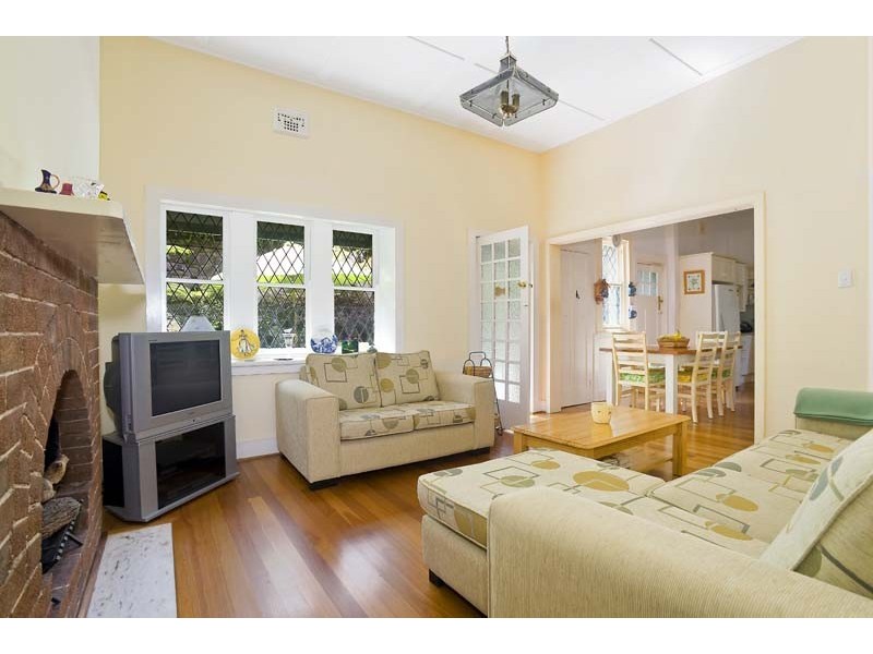 6 Clifford Avenue, Fairlight NSW 2094