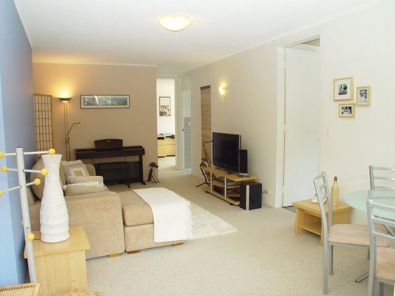 8/10  Fairway Close, Manly Vale NSW 2093