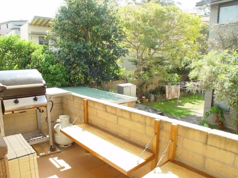 8/10  Fairway Close, Manly Vale NSW 2093