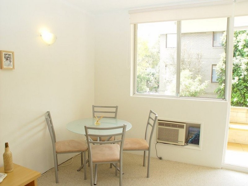 8/10  Fairway Close, Manly Vale NSW 2093