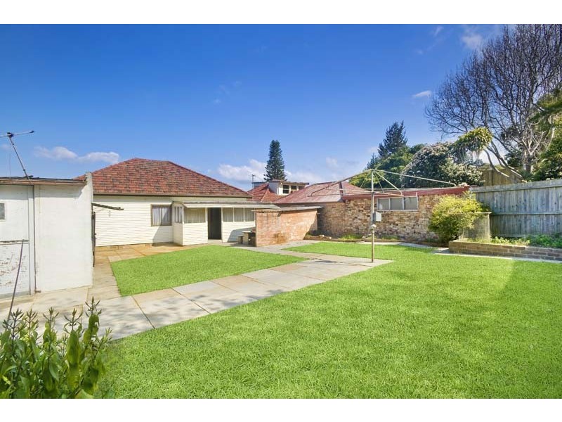 16 Abingdon Street, North Balgowlah NSW 2093