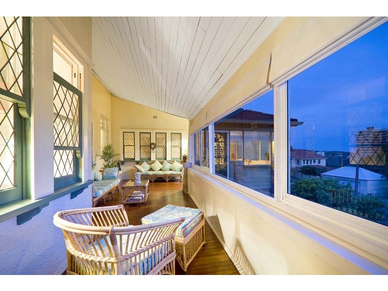 6 Clifford Avenue, Fairlight NSW 2094