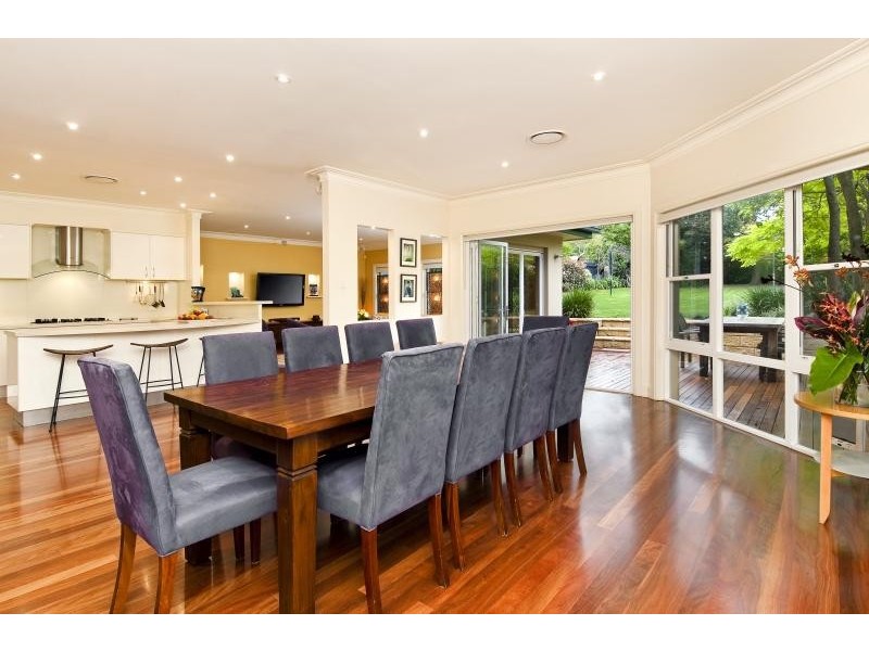 63 Fromelles Avenue, Seaforth NSW 2092