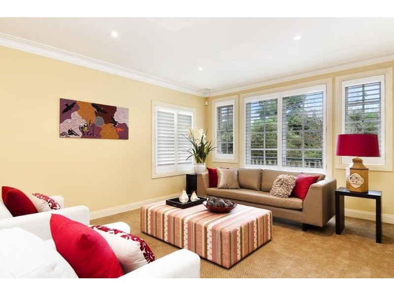 63 Fromelles Avenue, Seaforth NSW 2092