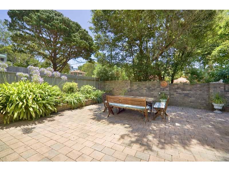 15 Woodbine Street, North Balgowlah NSW 2093