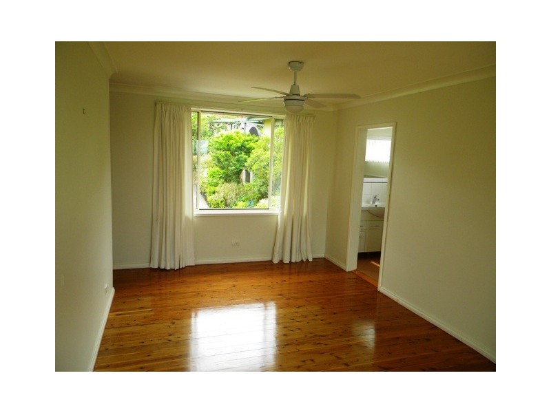 8 Marshall Crescent, Beacon Hill NSW 2100