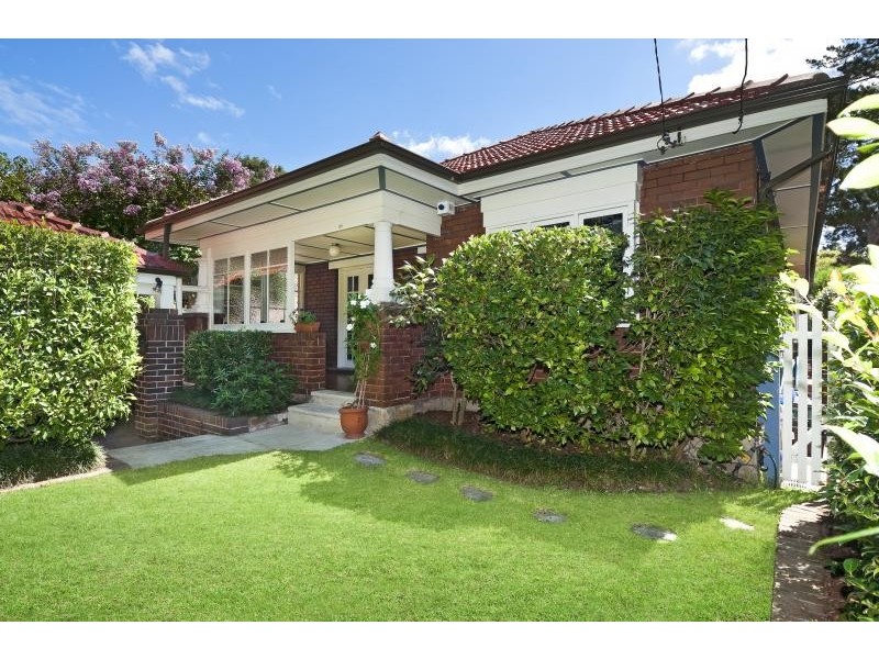 17 Kempbridge Avenue, Seaforth NSW 2092