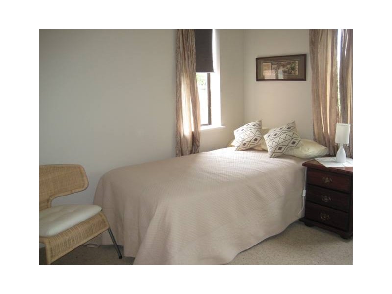 22 Wakehurst Parkway, Seaforth NSW 2092