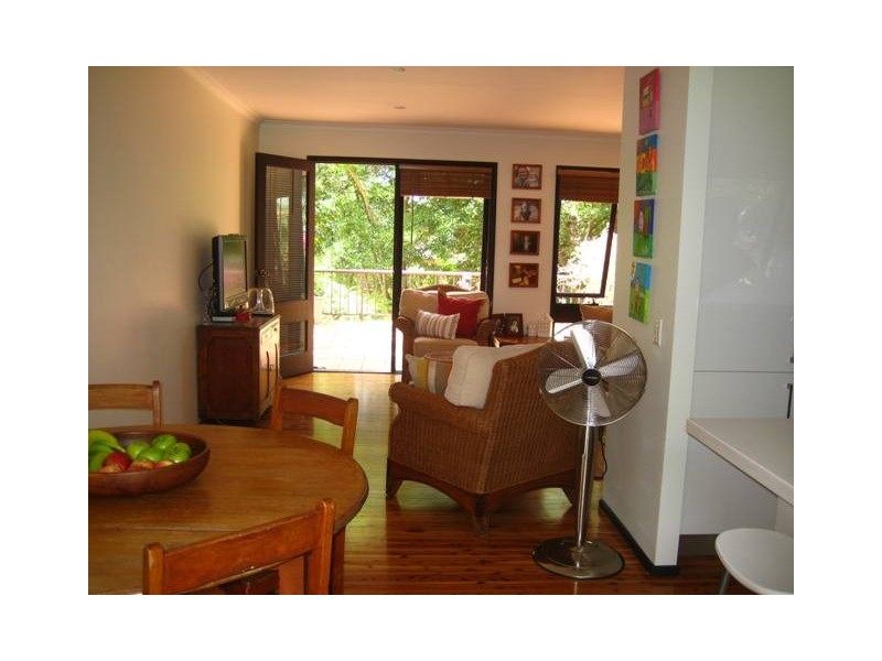 4 St Johns Close, Brookvale NSW 2100