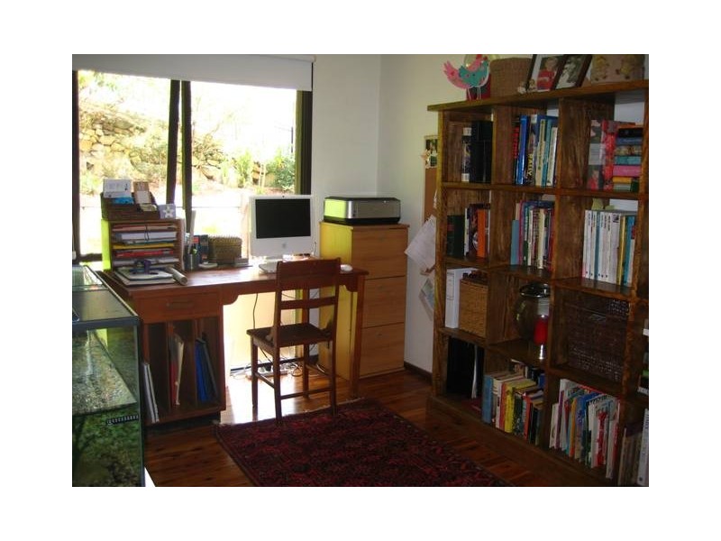 4 St Johns Close, Brookvale NSW 2100