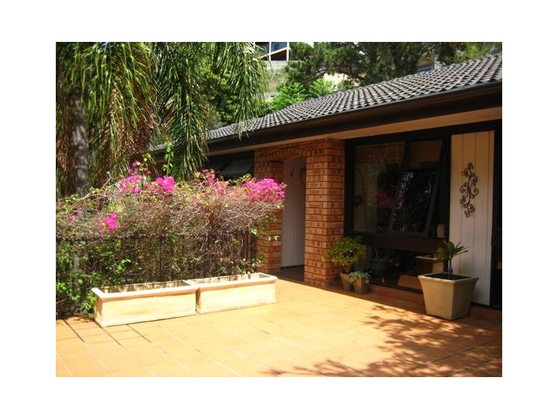 4 St Johns Close, Brookvale NSW 2100