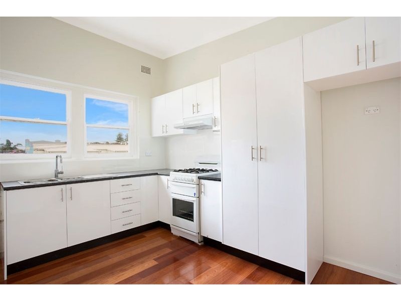 8 Carlton Street, Manly NSW 2095