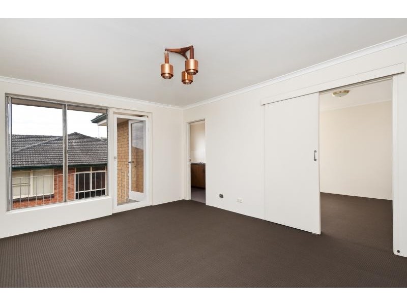 8/74 Wanganella Street, Balgowlah NSW 2093