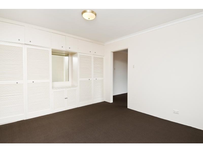 8/74 Wanganella Street, Balgowlah NSW 2093