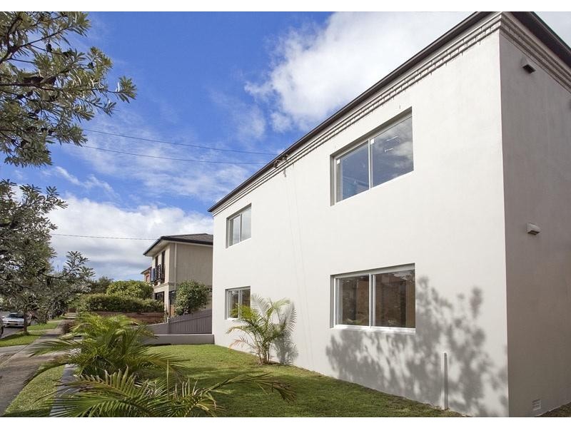 Level 1 4/8 Eurobin Avenue, Manly NSW 2095