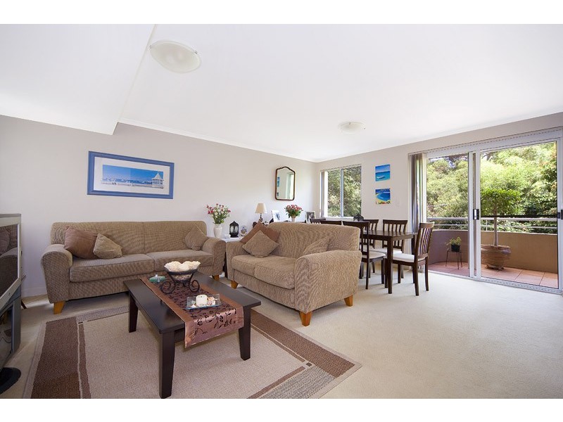 6/4 Campbell Parade, Manly Vale NSW 2093