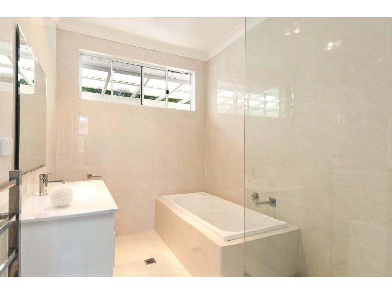 30 Inglebar Avenue, Allambie Heights NSW 2100