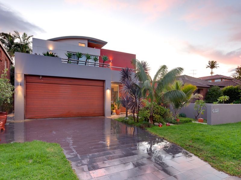 8 Cliff Road, Collaroy NSW 2097