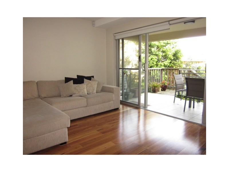 1/29-33 Waine Street, Freshwater NSW 2096