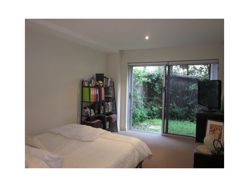 1/29-33 Waine Street, Freshwater NSW 2096